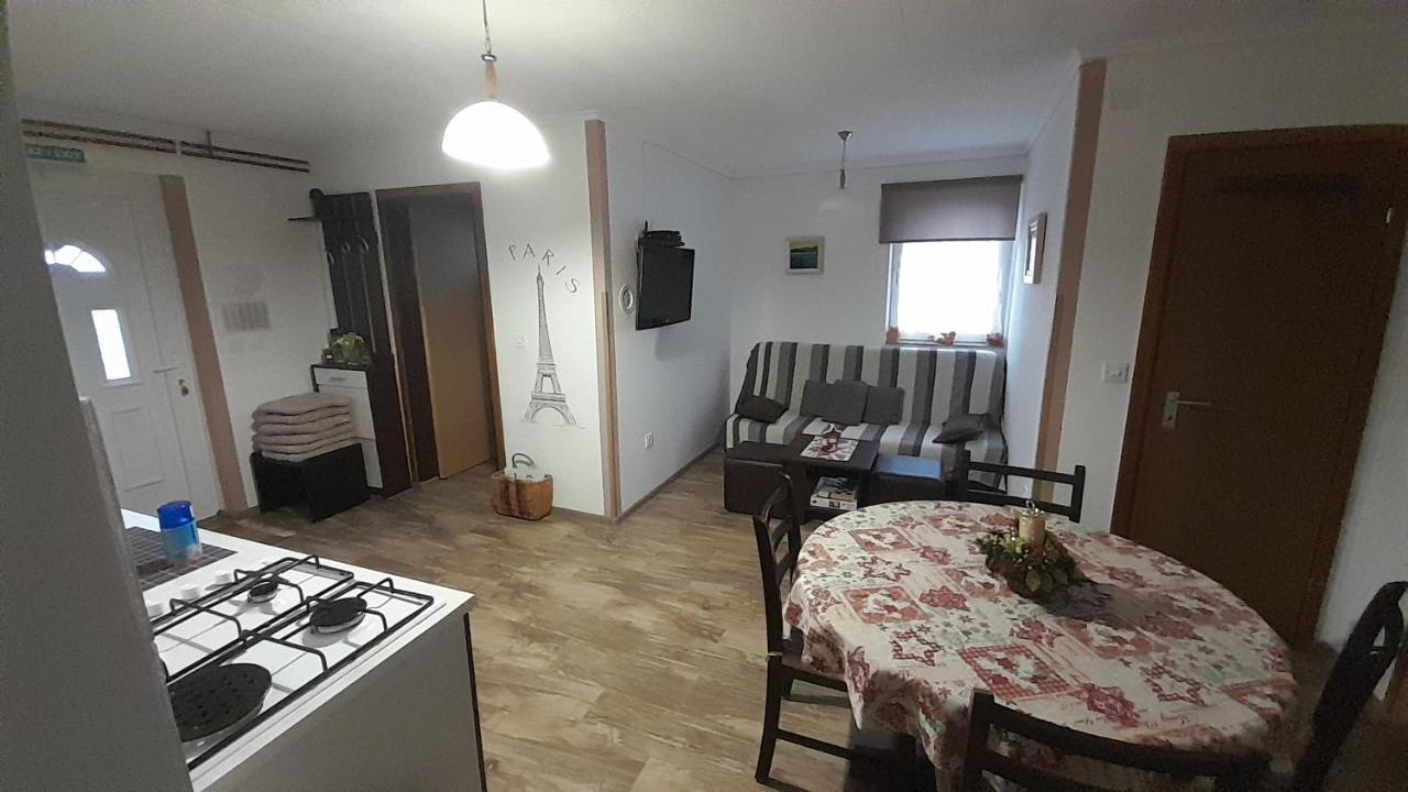 Izvor Apartment Ogulin Luaran gambar