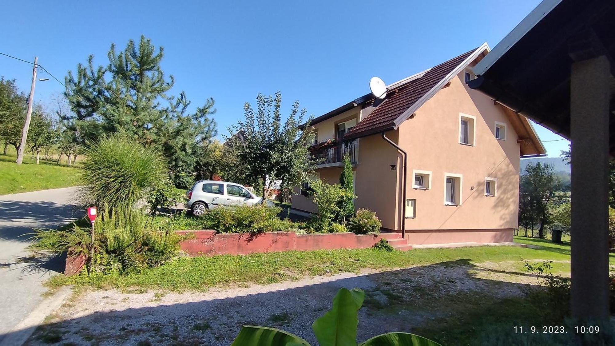 Izvor Apartment Ogulin Luaran gambar